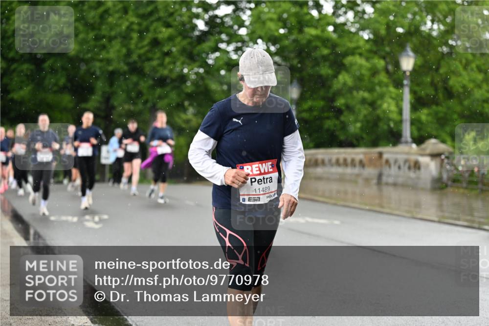 14.06.2026 - REWE Women's Run Dr. Thomas Lammeyer http://msf.ph/oto/9770978 14.06.2026 09:48:45 Laufen 11489, 5226 meine-sportfotos.de