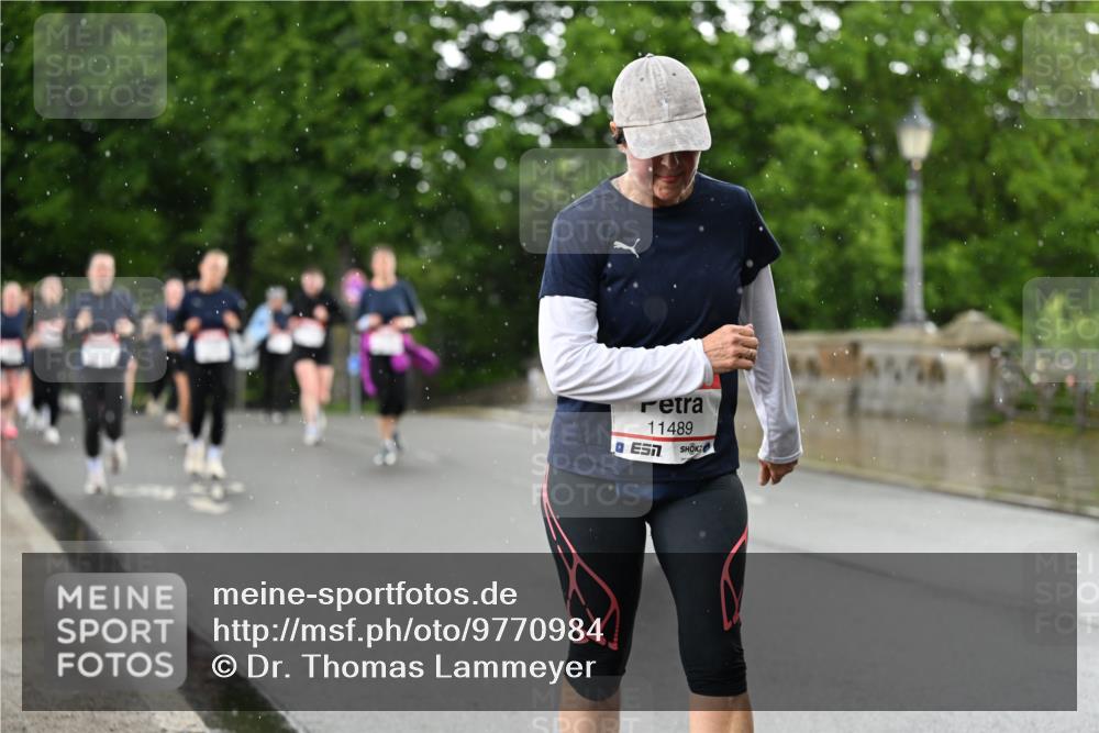 14.06.2026 - REWE Women's Run Dr. Thomas Lammeyer http://msf.ph/oto/9770984 14.06.2026 09:48:45 Laufen 11489 meine-sportfotos.de