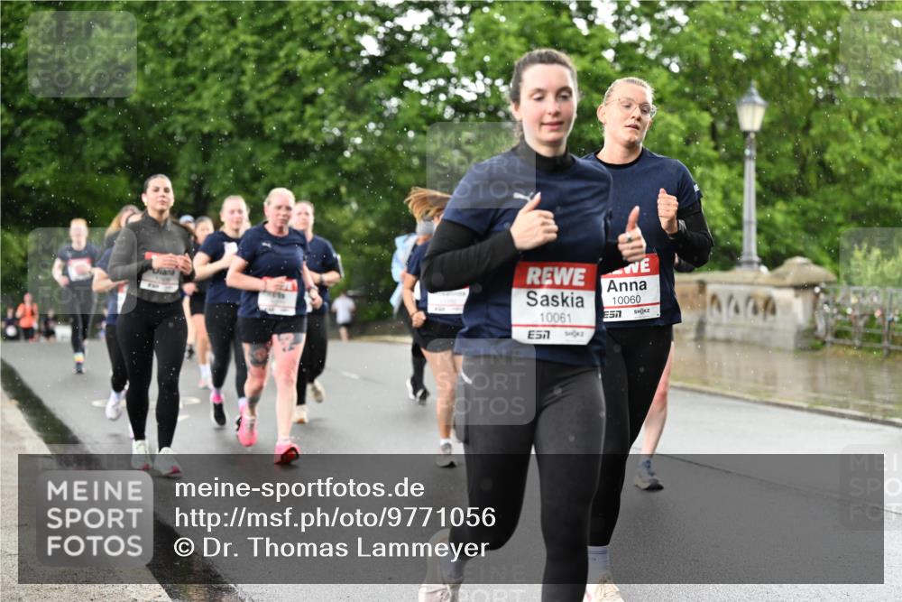 14.06.2026 - REWE Women's Run Dr. Thomas Lammeyer http://msf.ph/oto/9771056 14.06.2026 09:48:50 Laufen 10061, 7, 10060, 7 meine-sportfotos.de