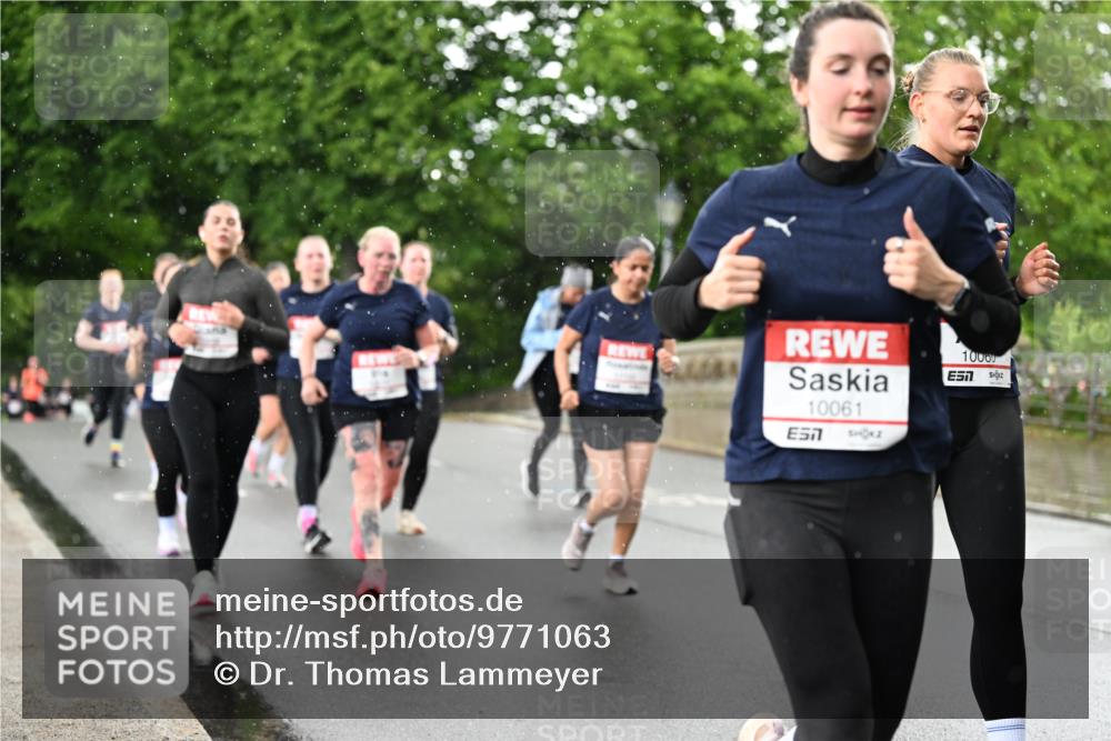 14.06.2026 - REWE Women's Run Dr. Thomas Lammeyer http://msf.ph/oto/9771063 14.06.2026 09:48:51 Laufen 10061, 7, 10000 meine-sportfotos.de