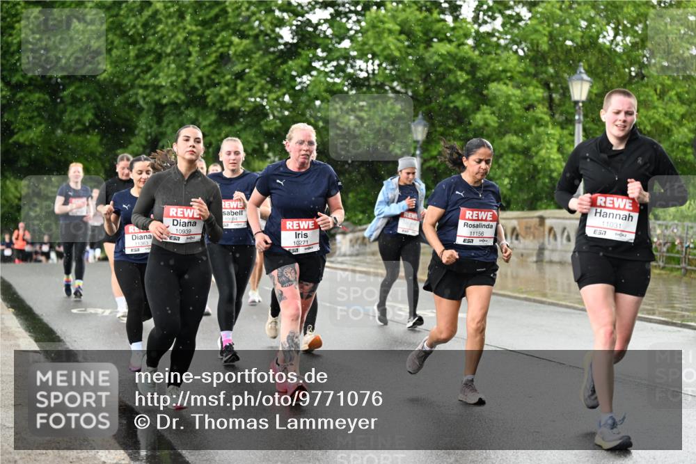 14.06.2026 - REWE Women's Run Dr. Thomas Lammeyer http://msf.ph/oto/9771076 14.06.2026 09:48:52 Laufen 10939, 7, 11363, 10694, 10271, 7, 11156, 11031, 7 meine-sportfotos.de
