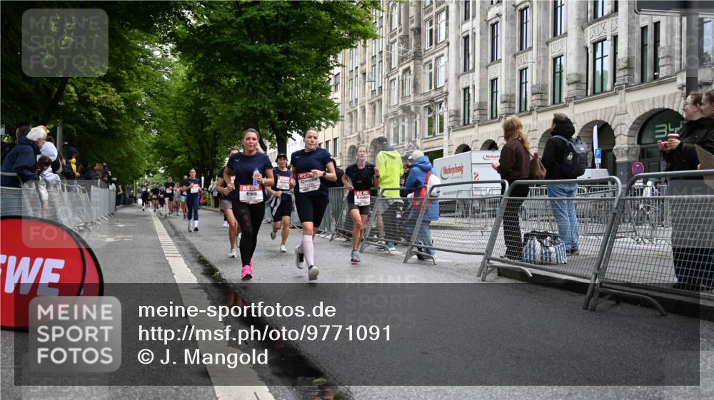 14.06.2026 - REWE Women's Run J. Mangold http://msf.ph/oto/9771091 14.06.2026 09:57:56 Ziel 10338, 10423, 10552, 10706, 11095, 11160, 11240, 11248, 11528 meine-sportfotos.de