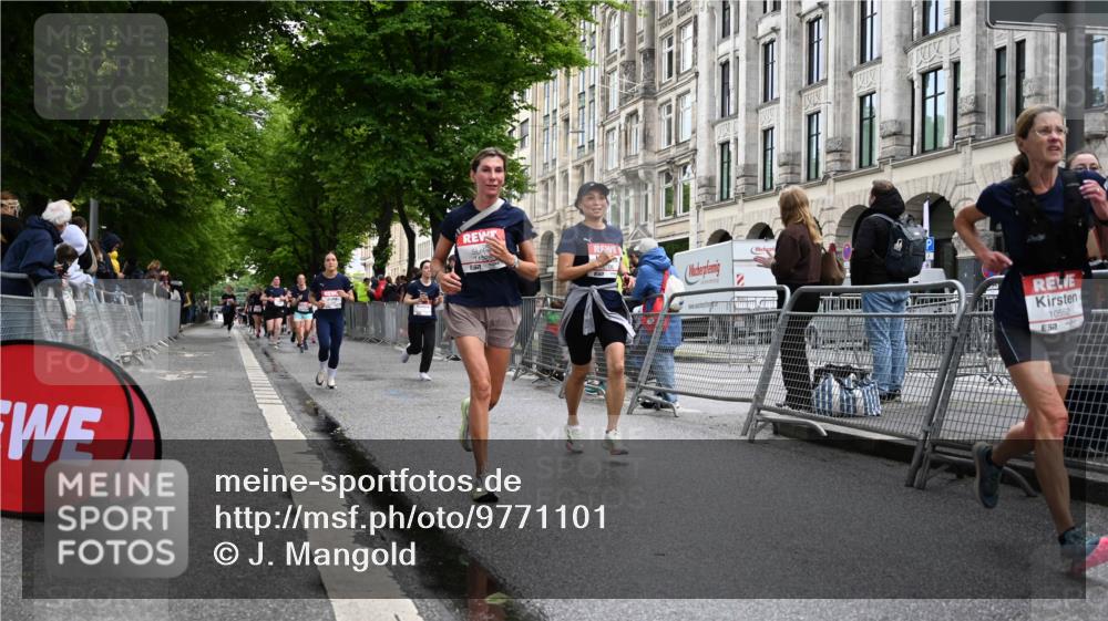 14.06.2026 - REWE Women's Run J. Mangold http://msf.ph/oto/9771101 14.06.2026 09:57:58 Ziel 10338, 10552, 10706, 11095, 11240, 11248, 11528 meine-sportfotos.de