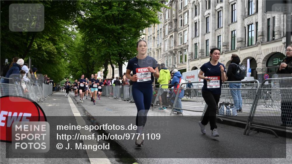 14.06.2026 - REWE Women's Run J. Mangold http://msf.ph/oto/9771109 14.06.2026 09:58:01 Ziel 10031, 10067, 10134, 10552, 10636, 10706, 10875, 11095, 11240, 11248, 11325, 11528 meine-sportfotos.de