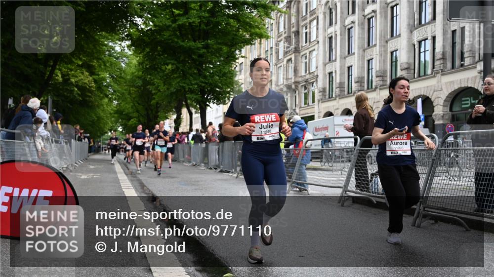 14.06.2026 - REWE Women's Run J. Mangold http://msf.ph/oto/9771110 14.06.2026 09:58:01 Ziel 10031, 10067, 10134, 10552, 10636, 10706, 10875, 11095, 11240, 11248, 11325, 11528 meine-sportfotos.de