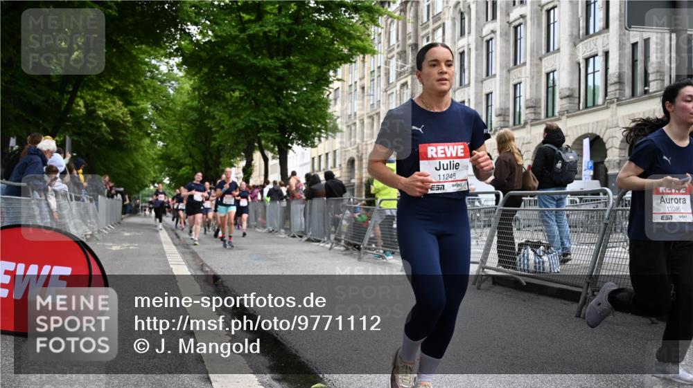 14.06.2026 - REWE Women's Run J. Mangold http://msf.ph/oto/9771112 14.06.2026 09:58:01 Ziel 10031, 10067, 10134, 10552, 10636, 10706, 10875, 11095, 11240, 11248, 11325, 11528 meine-sportfotos.de