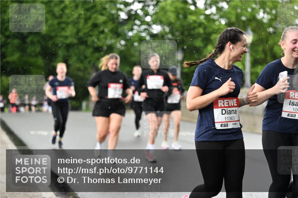 14.06.2026 - REWE Women's Run Dr. Thomas Lammeyer http://msf.ph/oto/9771144 14.06.2026 09:48:54 Laufen 11363, 100 meine-sportfotos.de