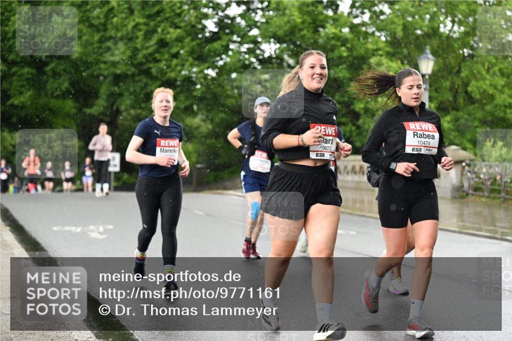 14.06.2026 - REWE Women's Run Dr. Thomas Lammeyer http://msf.ph/oto/9771161 14.06.2026 09:48:55 Laufen 10672, 10474 meine-sportfotos.de