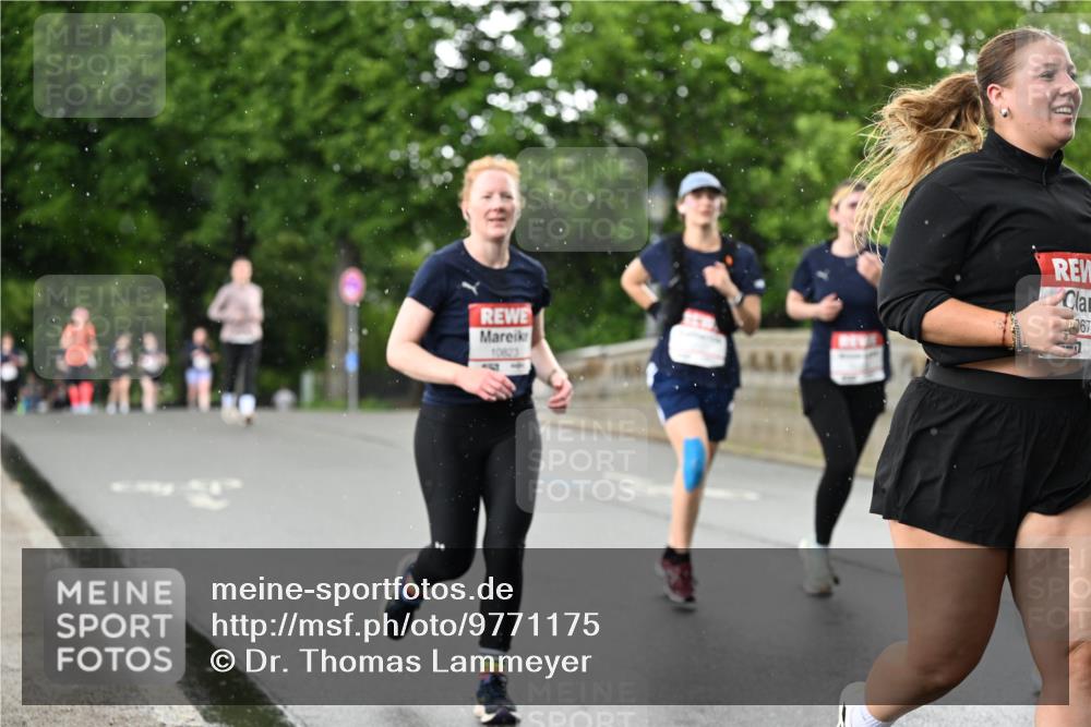 14.06.2026 - REWE Women's Run Dr. Thomas Lammeyer http://msf.ph/oto/9771175 14.06.2026 09:48:56 Laufen 10823, 67 meine-sportfotos.de