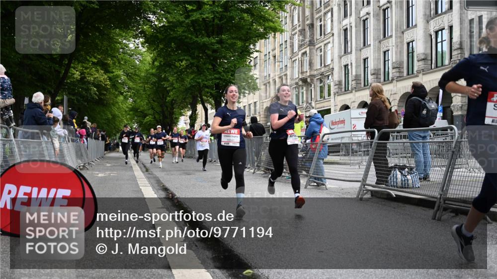 14.06.2026 - REWE Women's Run J. Mangold http://msf.ph/oto/9771194 14.06.2026 09:58:16 Ziel 10092, 10341, 10659, 10661, 10811, 10934, 10937, 11332, 11386, 11411, 11477 meine-sportfotos.de