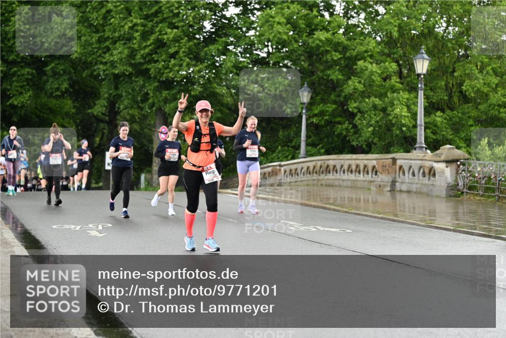 14.06.2026 - REWE Women's Run Dr. Thomas Lammeyer http://msf.ph/oto/9771201 14.06.2026 09:49:06 Laufen 10284 meine-sportfotos.de