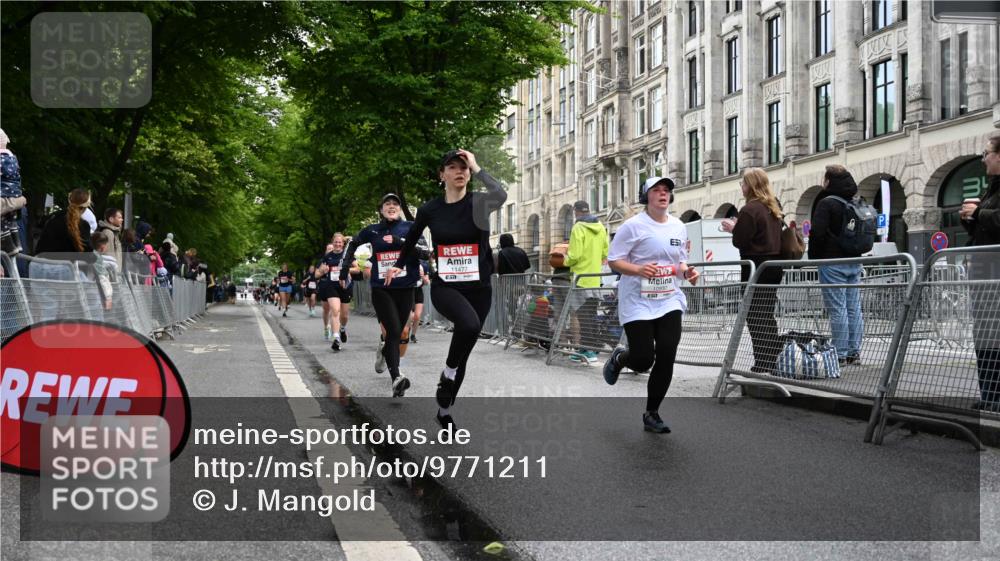 14.06.2026 - REWE Women's Run J. Mangold http://msf.ph/oto/9771211 14.06.2026 09:58:19 Ziel 10054, 10056, 10341, 10427, 10661, 10680, 10811, 10937, 11332, 11411, 11477 meine-sportfotos.de