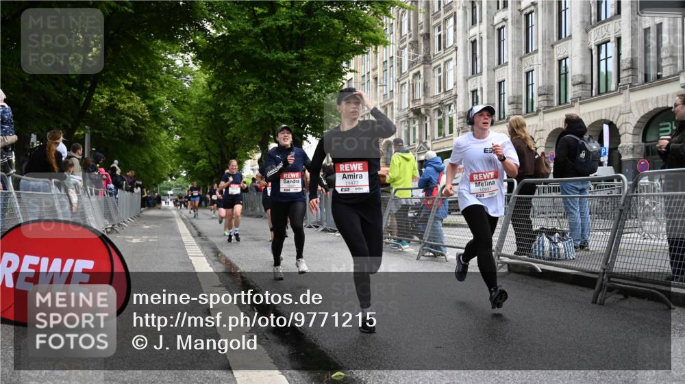 14.06.2026 - REWE Women's Run J. Mangold http://msf.ph/oto/9771215 14.06.2026 09:58:19 Ziel 10054, 10056, 10341, 10427, 10661, 10680, 10811, 10937, 11332, 11411, 11477 meine-sportfotos.de