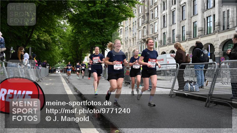 14.06.2026 - REWE Women's Run J. Mangold http://msf.ph/oto/9771240 14.06.2026 09:58:22 Ziel 10054, 10056, 10427, 10661, 10680, 10937, 11411, 11477 meine-sportfotos.de