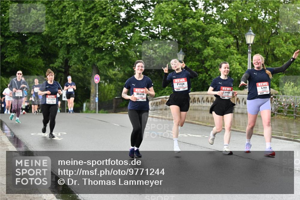 14.06.2026 - REWE Women's Run Dr. Thomas Lammeyer http://msf.ph/oto/9771244 14.06.2026 09:49:08 Laufen 10006, 10008, 10009, 10007 meine-sportfotos.de