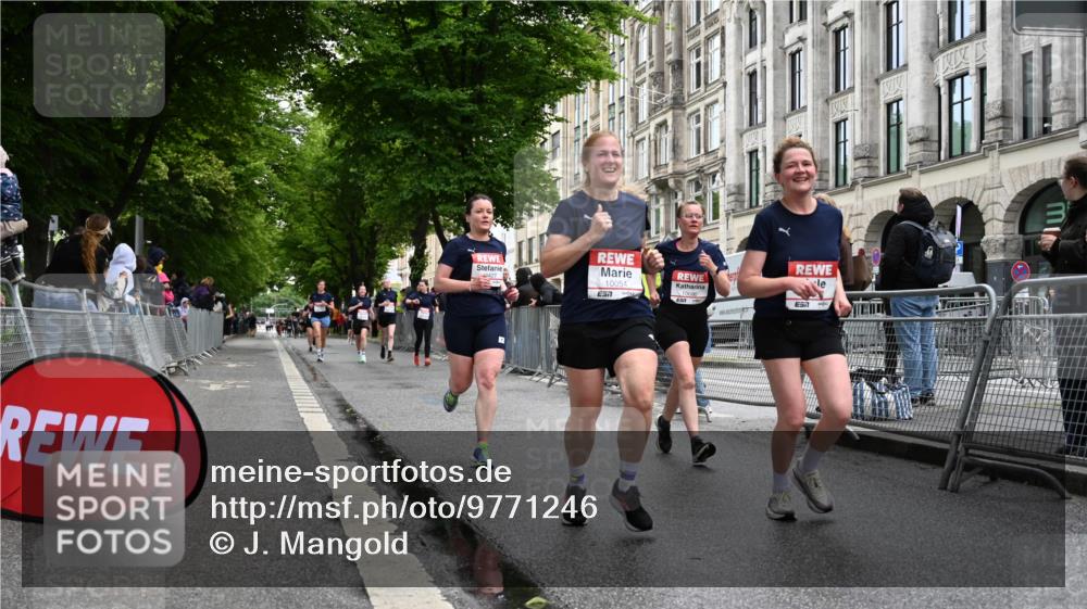 14.06.2026 - REWE Women's Run J. Mangold http://msf.ph/oto/9771246 14.06.2026 09:58:23 Ziel 10054, 10056, 10065, 10070, 10410, 10427, 10661, 10680, 10937, 11411, 11477 meine-sportfotos.de
