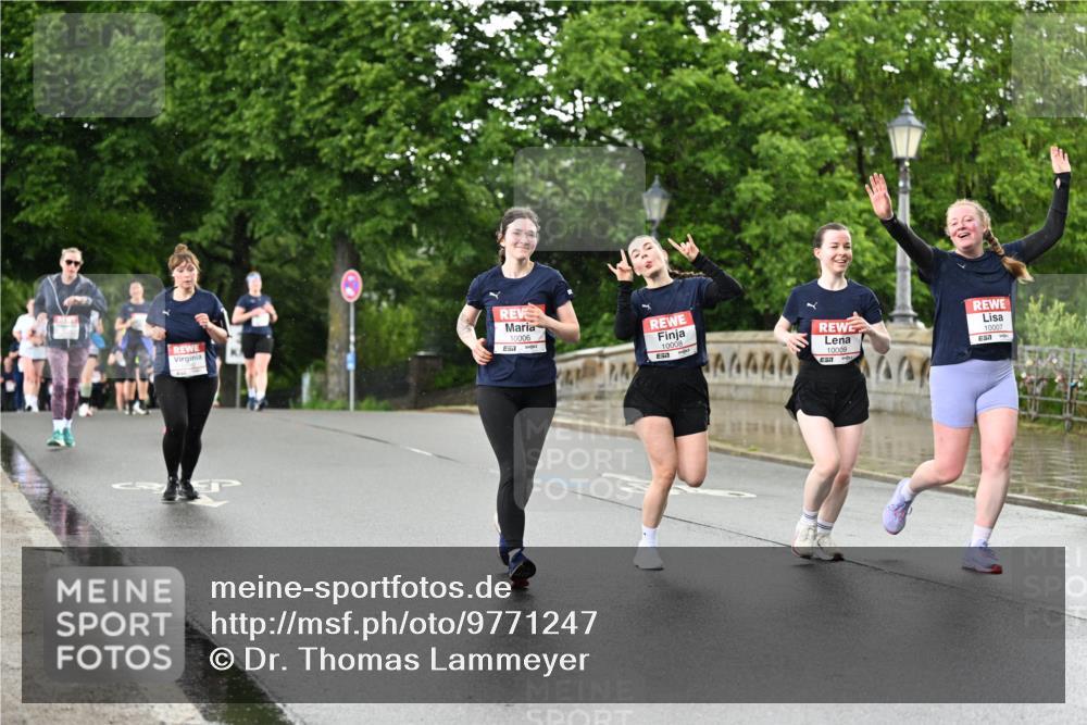 14.06.2026 - REWE Women's Run Dr. Thomas Lammeyer http://msf.ph/oto/9771247 14.06.2026 09:49:09 Laufen 10006, 10008, 44444, 10009, 10007 meine-sportfotos.de