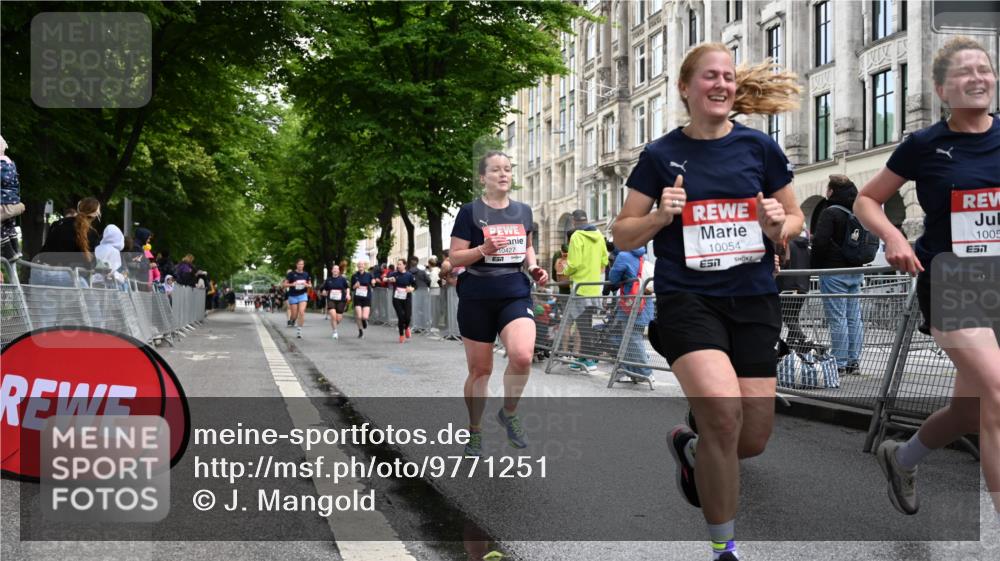 14.06.2026 - REWE Women's Run J. Mangold http://msf.ph/oto/9771251 14.06.2026 09:58:23 Ziel 10054, 10056, 10065, 10070, 10410, 10427, 10661, 10680, 10937, 11411, 11477 meine-sportfotos.de