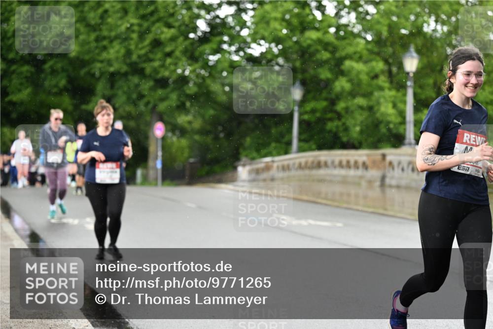 14.06.2026 - REWE Women's Run Dr. Thomas Lammeyer http://msf.ph/oto/9771265 14.06.2026 09:49:10 Laufen  meine-sportfotos.de