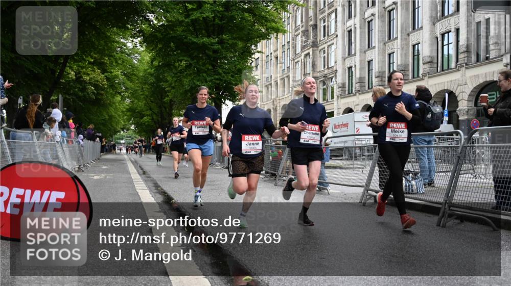 14.06.2026 - REWE Women's Run J. Mangold http://msf.ph/oto/9771269 14.06.2026 09:58:29 Ziel 10065, 10070, 10292, 10410, 10784, 11427 meine-sportfotos.de
