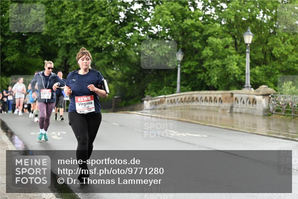 14.06.2026 - REWE Women's Run Dr. Thomas Lammeyer http://msf.ph/oto/9771280 14.06.2026 09:49:11 Laufen 10582 meine-sportfotos.de