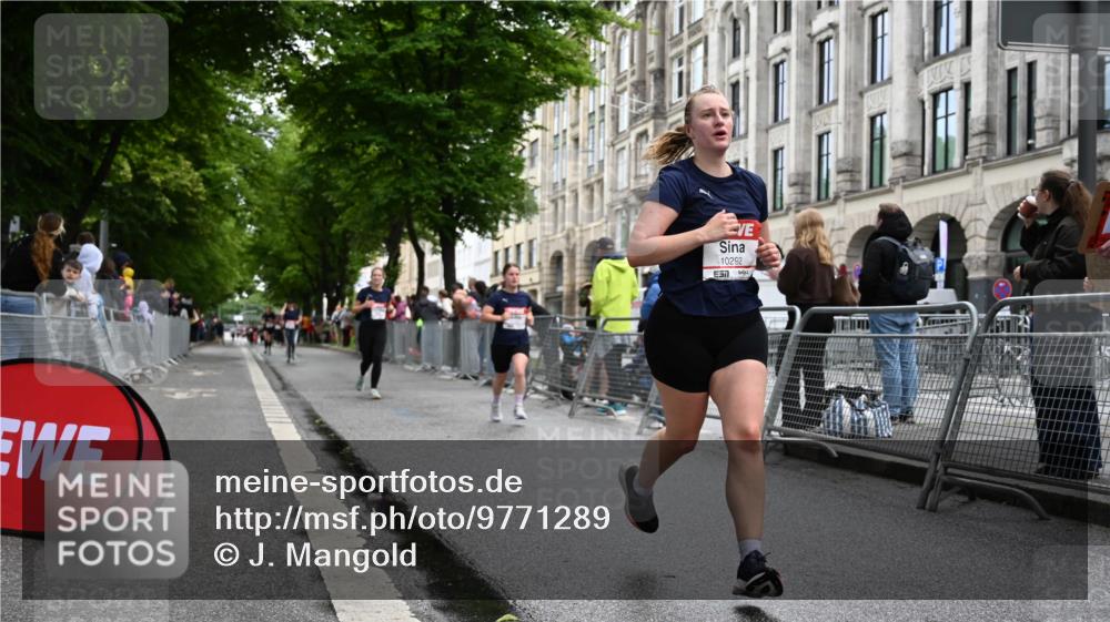 14.06.2026 - REWE Women's Run J. Mangold http://msf.ph/oto/9771289 14.06.2026 09:58:32 Ziel 10065, 10070, 10292, 10410, 10784, 10960, 11427 meine-sportfotos.de