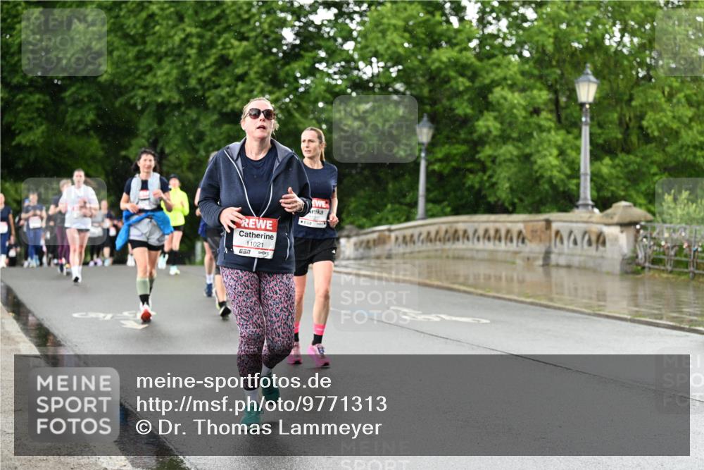 14.06.2026 - REWE Women's Run Dr. Thomas Lammeyer http://msf.ph/oto/9771313 14.06.2026 09:49:14 Laufen 11021, 7 meine-sportfotos.de