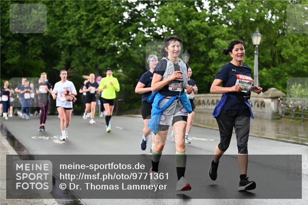 14.06.2026 - REWE Women's Run Dr. Thomas Lammeyer http://msf.ph/oto/9771361 14.06.2026 09:49:17 Laufen 1123, 7, 0857 meine-sportfotos.de