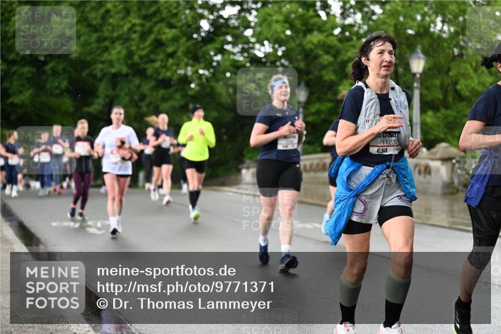 14.06.2026 - REWE Women's Run Dr. Thomas Lammeyer http://msf.ph/oto/9771371 14.06.2026 09:49:18 Laufen 1123 meine-sportfotos.de