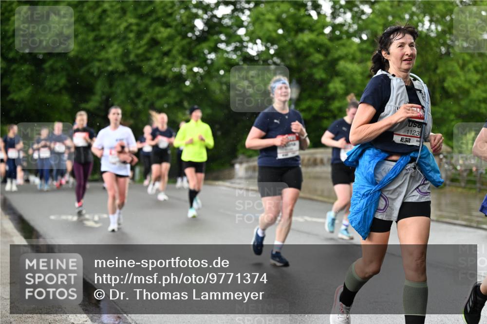 14.06.2026 - REWE Women's Run Dr. Thomas Lammeyer http://msf.ph/oto/9771374 14.06.2026 09:49:18 Laufen 1123 meine-sportfotos.de