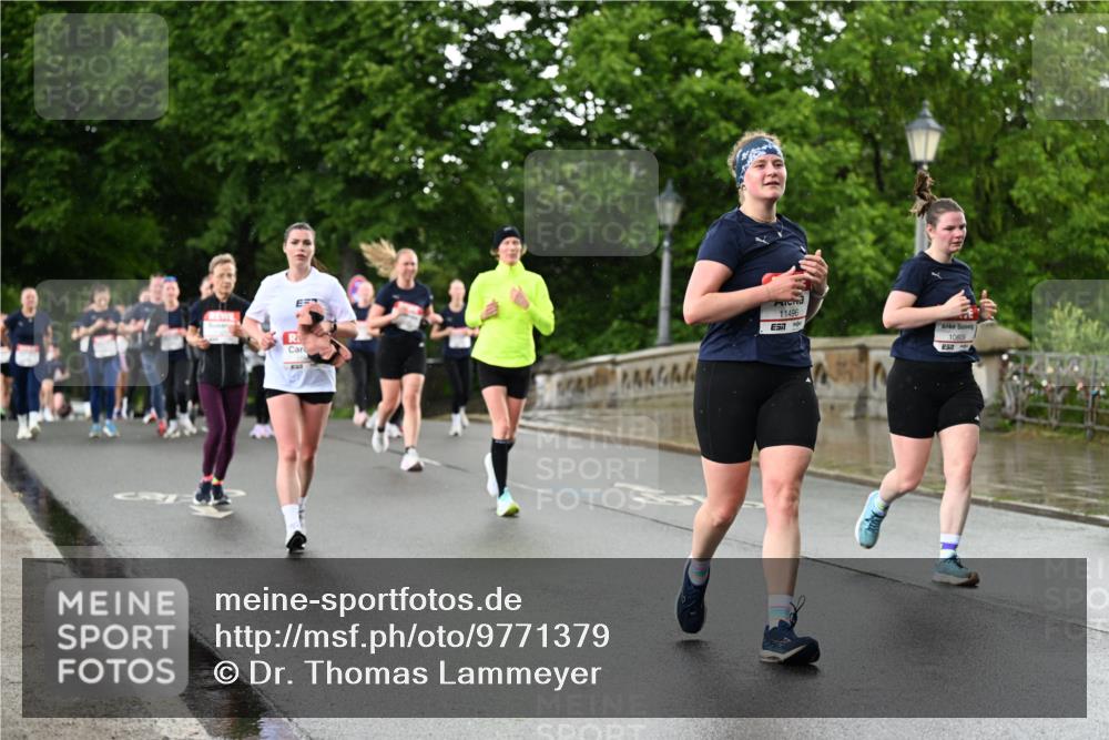 14.06.2026 - REWE Women's Run Dr. Thomas Lammeyer http://msf.ph/oto/9771379 14.06.2026 09:49:19 Laufen 11496, 10609 meine-sportfotos.de