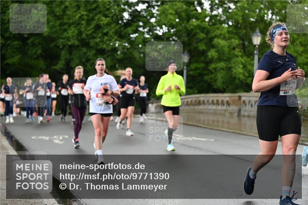 14.06.2026 - REWE Women's Run Dr. Thomas Lammeyer http://msf.ph/oto/9771390 14.06.2026 09:49:19 Laufen 11496 meine-sportfotos.de