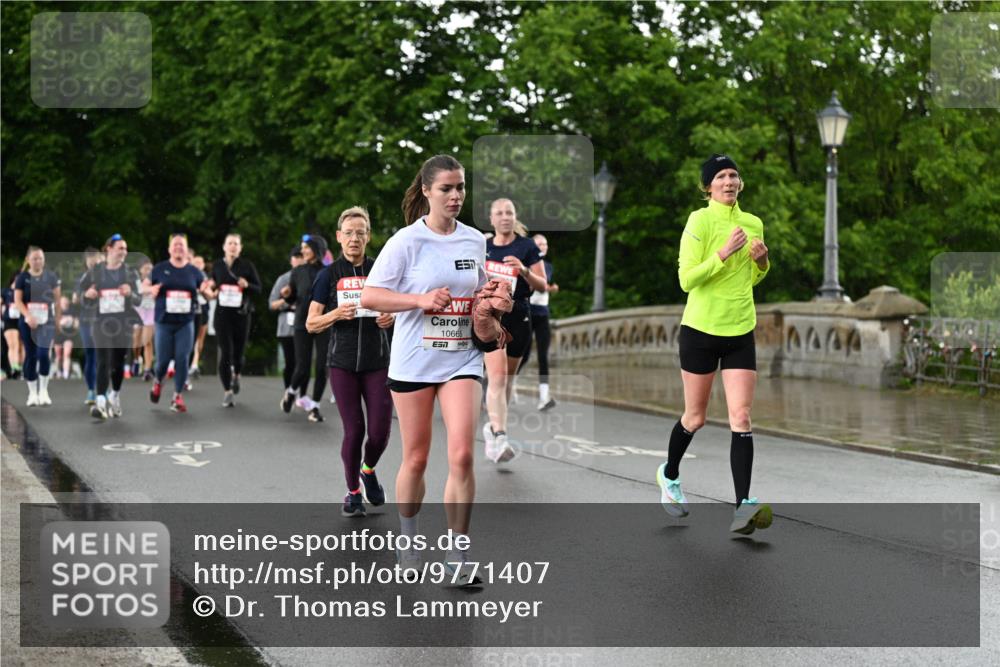 14.06.2026 - REWE Women's Run Dr. Thomas Lammeyer http://msf.ph/oto/9771407 14.06.2026 09:49:20 Laufen 10665, 7 meine-sportfotos.de