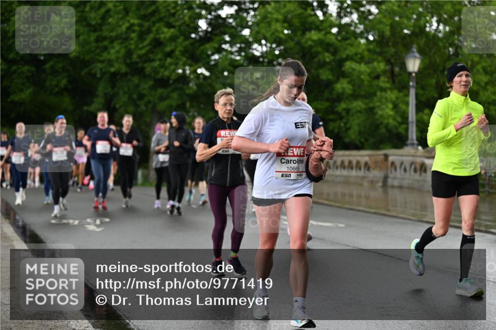14.06.2026 - REWE Women's Run Dr. Thomas Lammeyer http://msf.ph/oto/9771419 14.06.2026 09:49:21 Laufen 10665, 7 meine-sportfotos.de