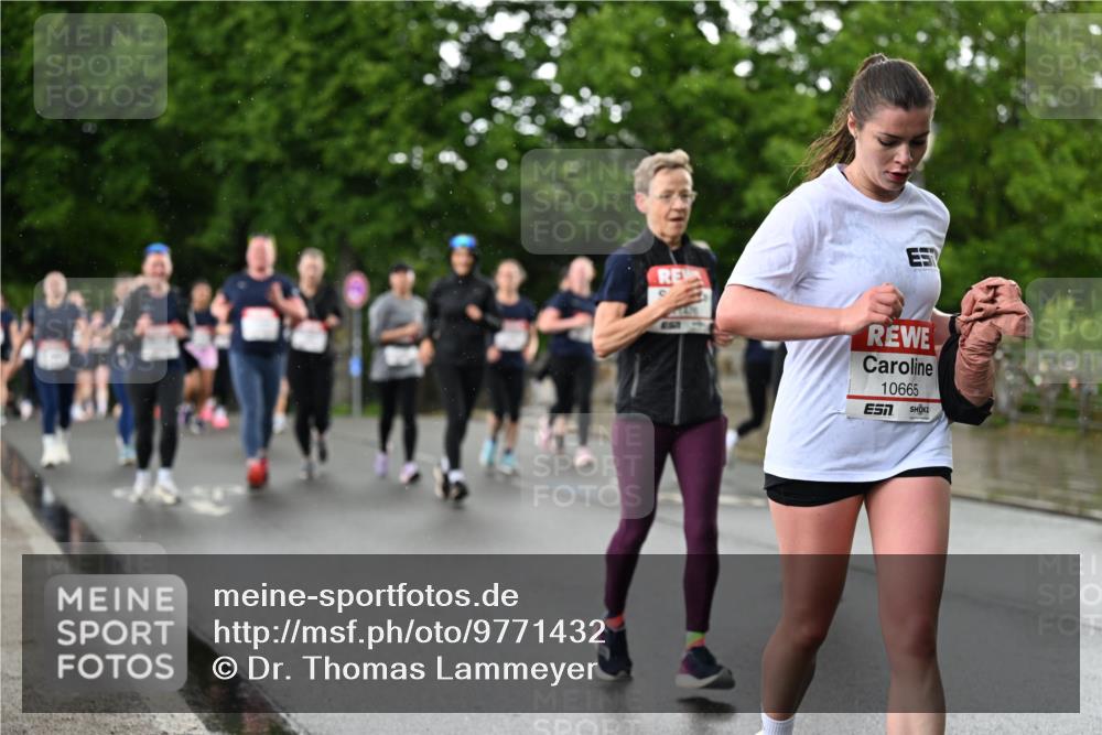 14.06.2026 - REWE Women's Run Dr. Thomas Lammeyer http://msf.ph/oto/9771432 14.06.2026 09:49:22 Laufen 10665 meine-sportfotos.de