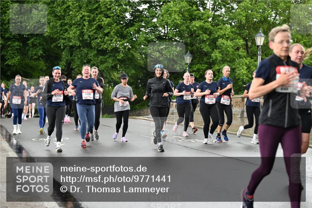 14.06.2026 - REWE Women's Run Dr. Thomas Lammeyer http://msf.ph/oto/9771441 14.06.2026 09:49:23 Laufen 10597, 11011 meine-sportfotos.de