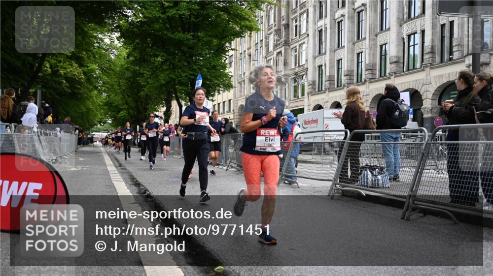 14.06.2026 - REWE Women's Run J. Mangold http://msf.ph/oto/9771451 14.06.2026 09:59:04 Ziel 10160, 10339, 10349, 10558, 10801, 10982, 11067, 11163, 11501 meine-sportfotos.de