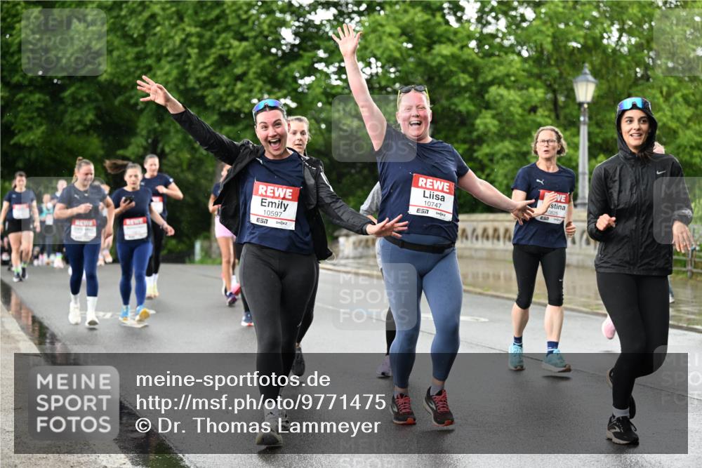 14.06.2026 - REWE Women's Run Dr. Thomas Lammeyer http://msf.ph/oto/9771475 14.06.2026 09:49:25 Laufen 10597, 7, 10747, 7, 0825 meine-sportfotos.de