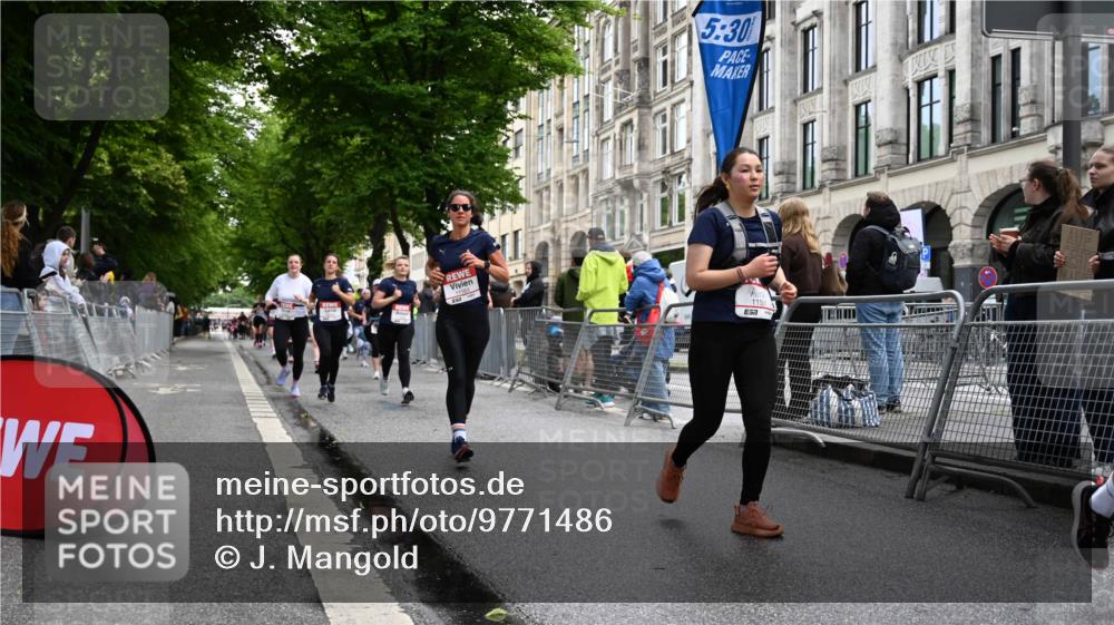 14.06.2026 - REWE Women's Run J. Mangold http://msf.ph/oto/9771486 14.06.2026 09:59:07 Ziel 10160, 10339, 10349, 10450, 10558, 10801, 10854, 10982, 11067, 11163, 11501 meine-sportfotos.de