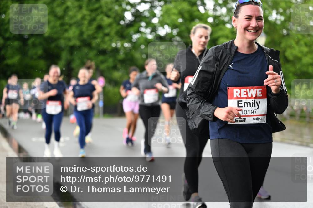 14.06.2026 - REWE Women's Run Dr. Thomas Lammeyer http://msf.ph/oto/9771491 14.06.2026 09:49:26 Laufen 10597 meine-sportfotos.de