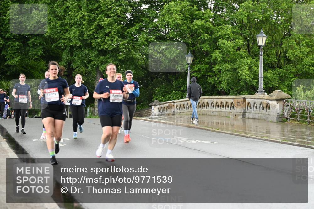 14.06.2026 - REWE Women's Run Dr. Thomas Lammeyer http://msf.ph/oto/9771539 14.06.2026 09:49:31 Laufen  meine-sportfotos.de