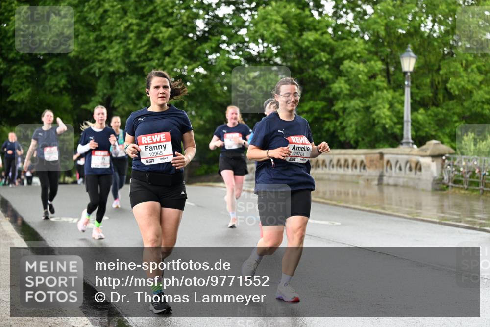 14.06.2026 - REWE Women's Run Dr. Thomas Lammeyer http://msf.ph/oto/9771552 14.06.2026 09:49:32 Laufen 10965, 10764 meine-sportfotos.de