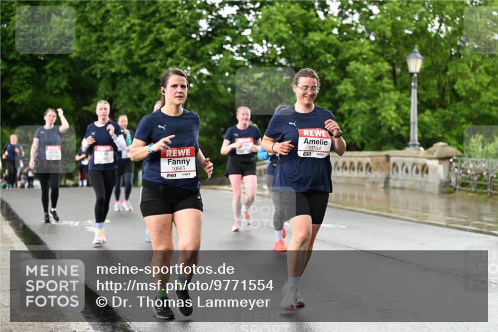 14.06.2026 - REWE Women's Run Dr. Thomas Lammeyer http://msf.ph/oto/9771554 14.06.2026 09:49:32 Laufen 10965, 7, 10764, 7 meine-sportfotos.de