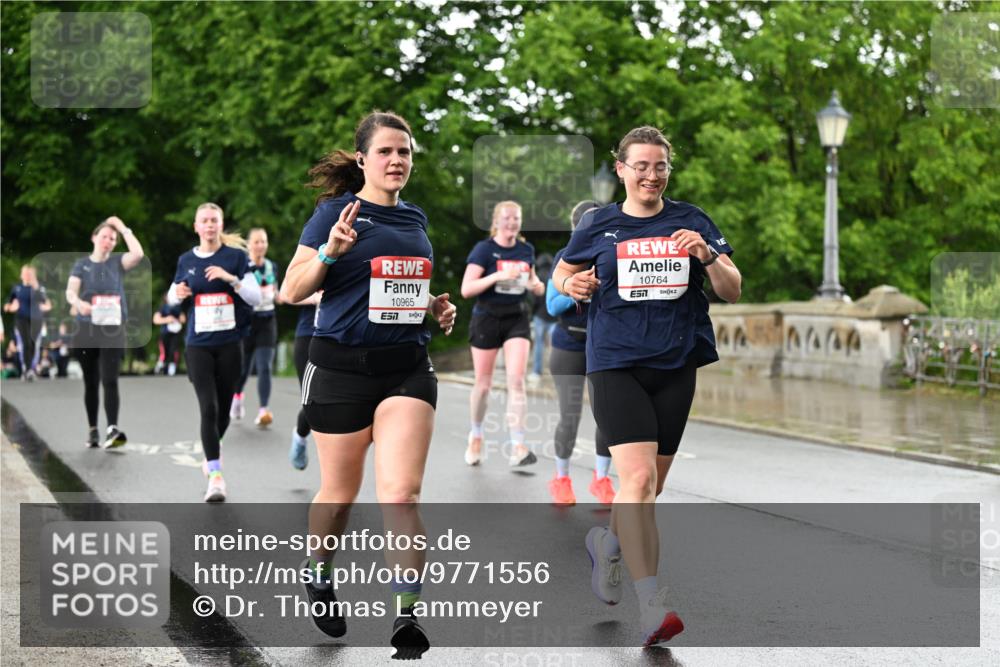 14.06.2026 - REWE Women's Run Dr. Thomas Lammeyer http://msf.ph/oto/9771556 14.06.2026 09:49:32 Laufen 10965, 57, 10764 meine-sportfotos.de
