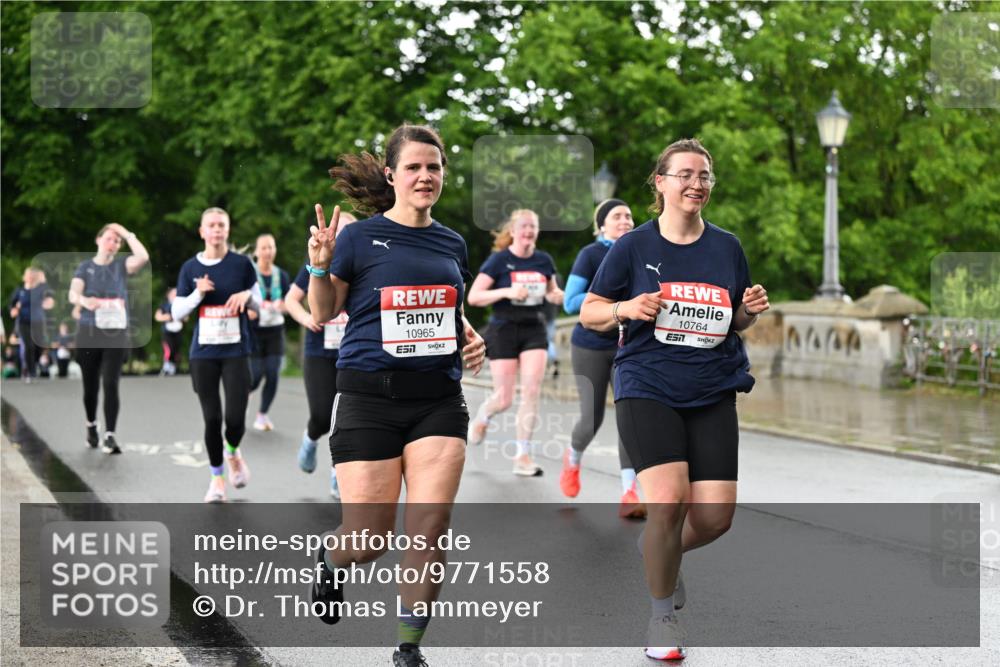 14.06.2026 - REWE Women's Run Dr. Thomas Lammeyer http://msf.ph/oto/9771558 14.06.2026 09:49:32 Laufen 10965, 57, 10764, 57 meine-sportfotos.de