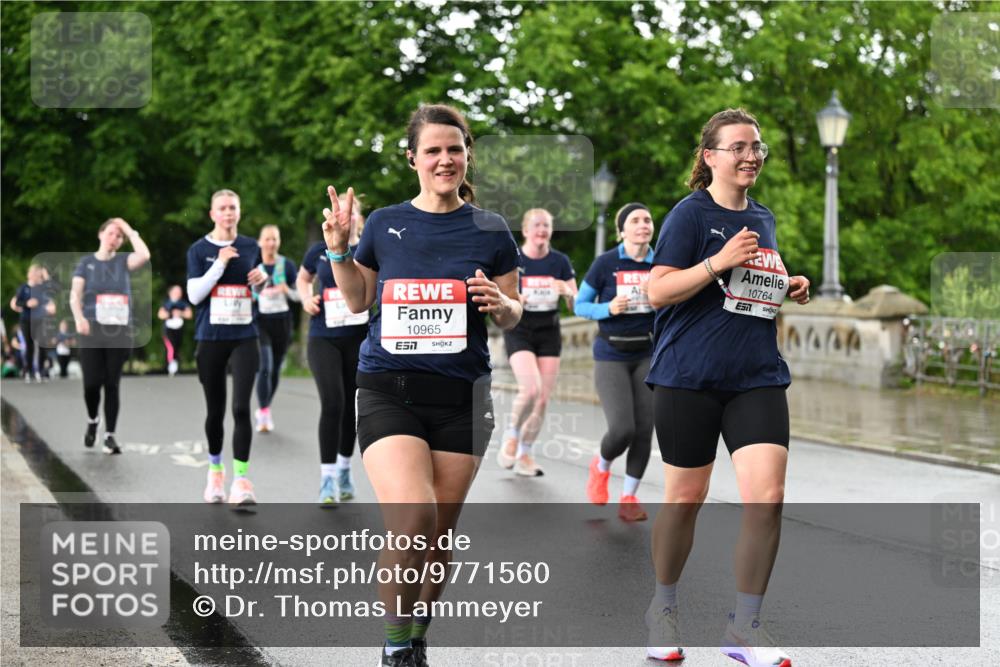 14.06.2026 - REWE Women's Run Dr. Thomas Lammeyer http://msf.ph/oto/9771560 14.06.2026 09:49:32 Laufen 10965, 7, 10764 meine-sportfotos.de