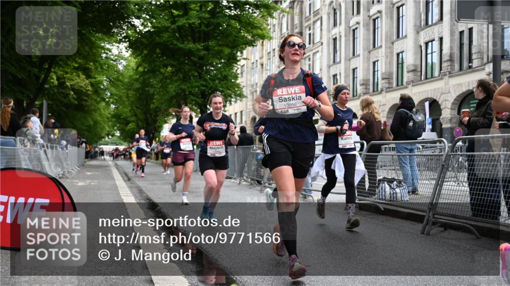 14.06.2026 - REWE Women's Run J. Mangold http://msf.ph/oto/9771566 14.06.2026 09:59:14 Ziel 10088, 10264, 10279, 10405, 10450, 10721, 10854, 10858, 11005, 11275 meine-sportfotos.de