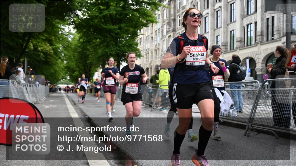 14.06.2026 - REWE Women's Run J. Mangold http://msf.ph/oto/9771568 14.06.2026 09:59:14 Ziel 10088, 10264, 10279, 10405, 10450, 10721, 10854, 10858, 11005, 11275 meine-sportfotos.de
