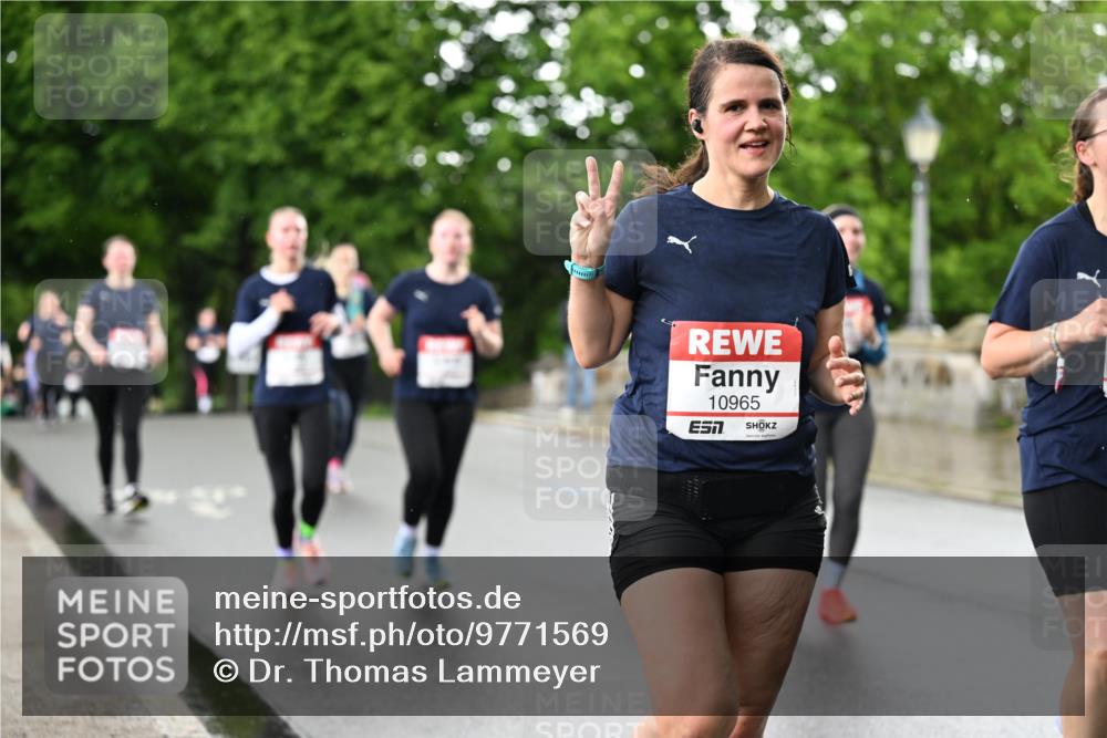 14.06.2026 - REWE Women's Run Dr. Thomas Lammeyer http://msf.ph/oto/9771569 14.06.2026 09:49:33 Laufen 10965 meine-sportfotos.de