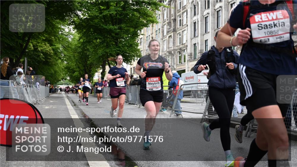 14.06.2026 - REWE Women's Run J. Mangold http://msf.ph/oto/9771576 14.06.2026 09:59:15 Ziel 10088, 10264, 10279, 10280, 10405, 10450, 10664, 10721, 10854, 10858, 11005, 11275 meine-sportfotos.de